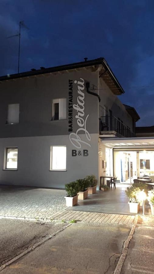 B&B Bertani Модена Экстерьер фото